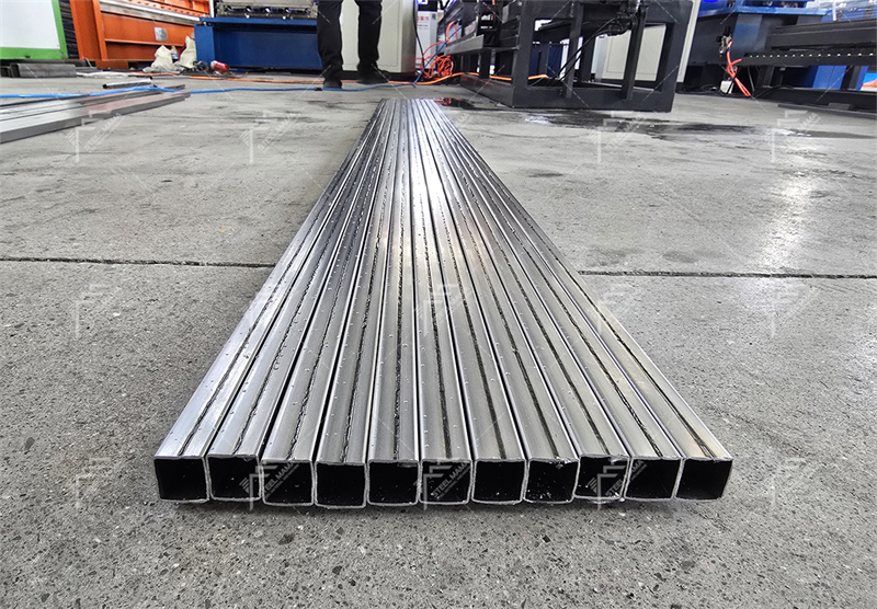 La Ligne de Production de Tubes en Acier Inoxy La Ligne de Production de Tubes en Acier Inoxy