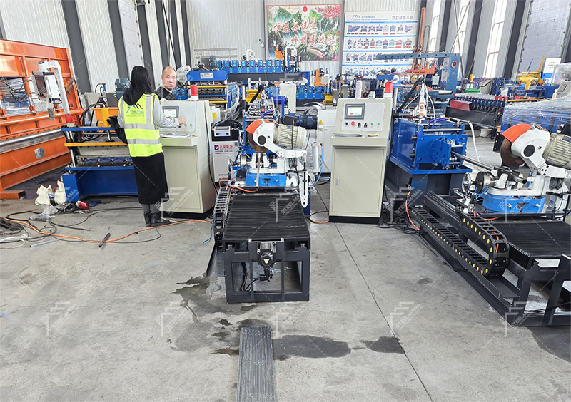 Machine de formage d'extrémité de tube Machine de formage d'extrémité de tube