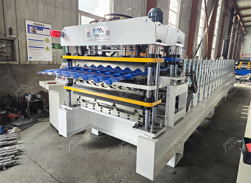 Profileuse de rouleaux pour ondulations en tonneaux Profileuse de rouleaux pour ondulations en tonneaux