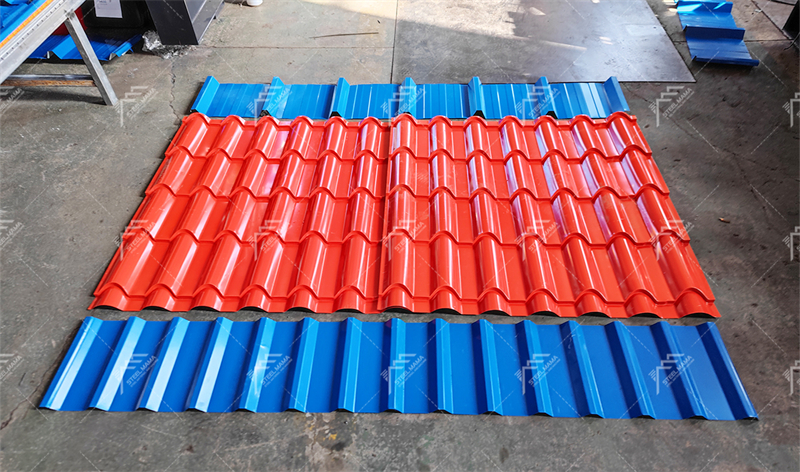 Machine de fabrication de toitures à trois couches Machine de fabrication de toitures à trois couches