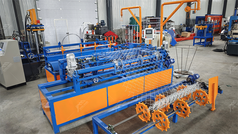 Meilleure machine &agrave; rouleaux de treillis soud&eacute;