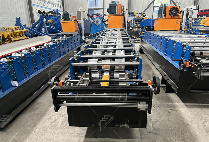 Machine &agrave; fa&icirc;tage de toit 