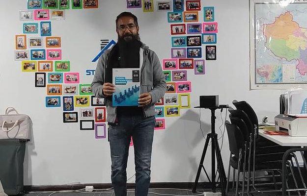 American Customer Reviews.jpg