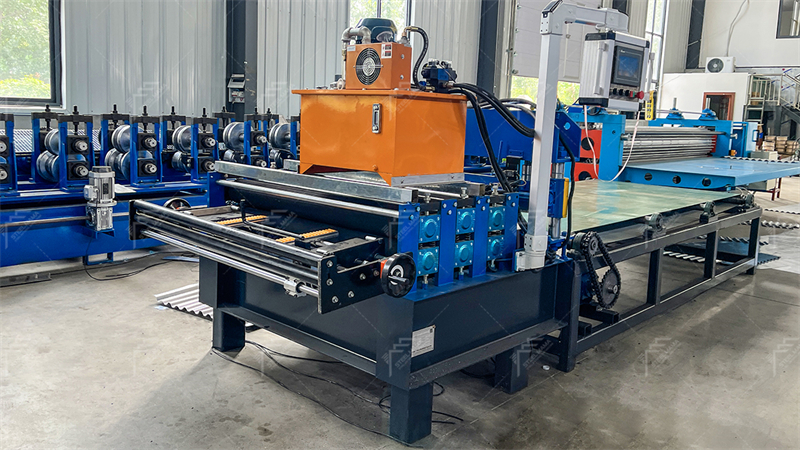 Machine &agrave; carton ondul&eacute; en tonneaux