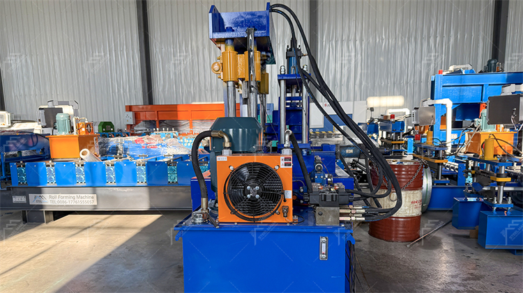 Machine de formage de rouleaux K Super Span