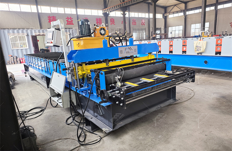 Usine de machines &agrave; profiler les panneaux muraux