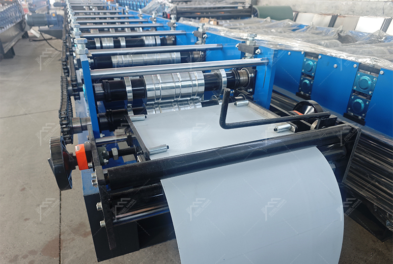 Profileuse pour goutti&egrave;res