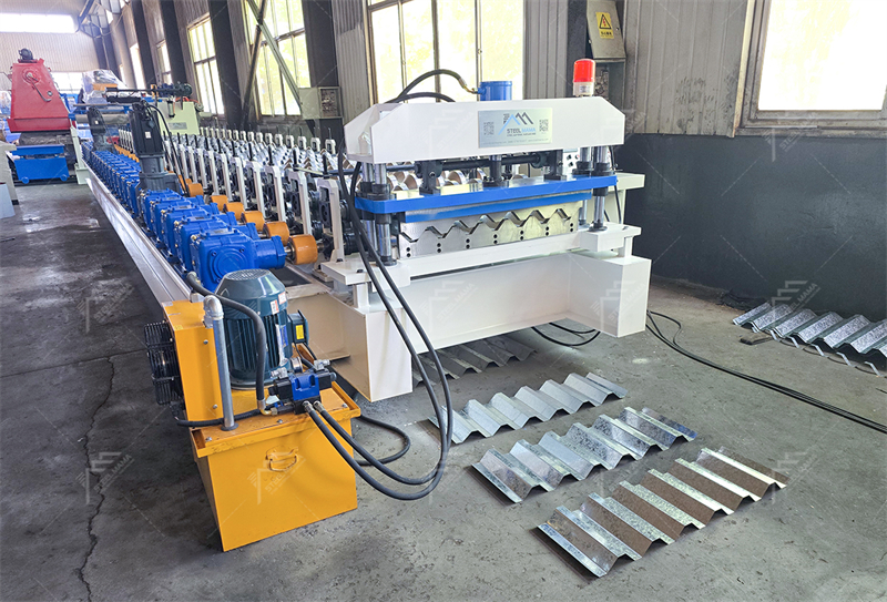 Profileuses pour toiture m&eacute;tallique