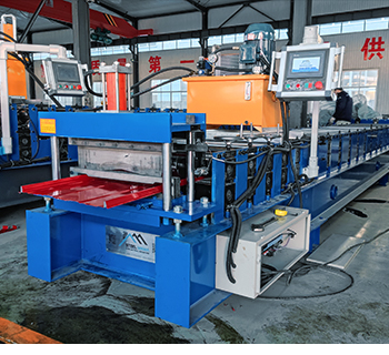 Machine pour joint debout