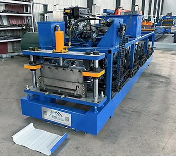 Profileuse à joint debout de chantier