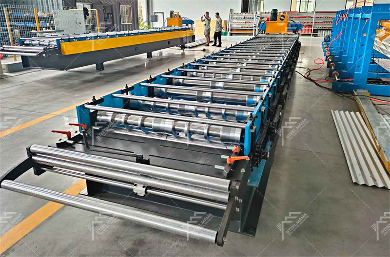 Machine pour la production de profil&eacute;