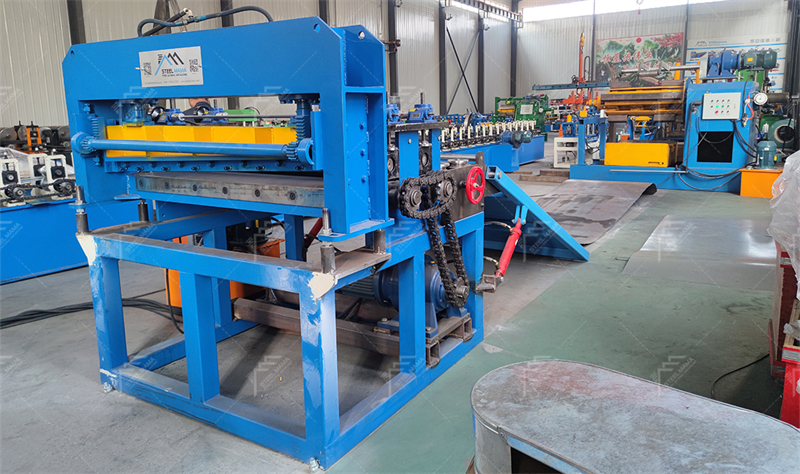 Machine de d&eacute;coupe de t&ocirc;le en acier simple