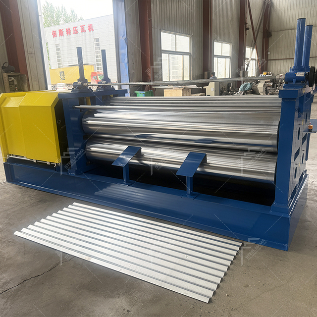 Machine à onduler les tôles de type baril pour les clients Côte d'Ivoire